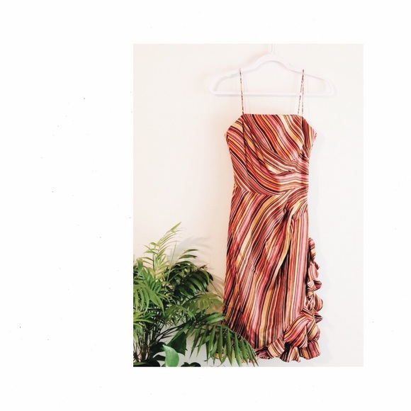 Neiman Marcus Dresses & Skirts - 4/$20 •NEIMAN MARCUS• flores flores flamenco dress